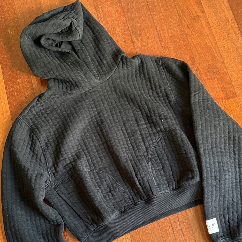 AERIE Quilted Black Cropped Hoodie